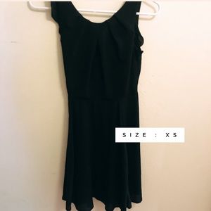 EXPRESS // Black Sexy Dress